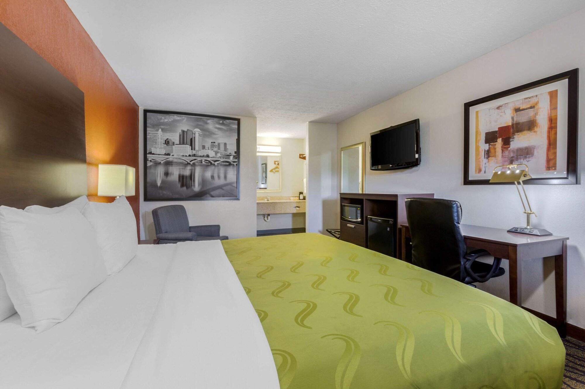 Quality Inn Columbus-East Экстерьер фото