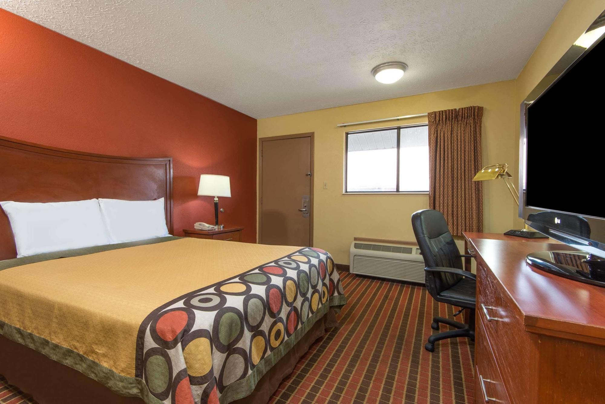 Quality Inn Columbus-East Экстерьер фото